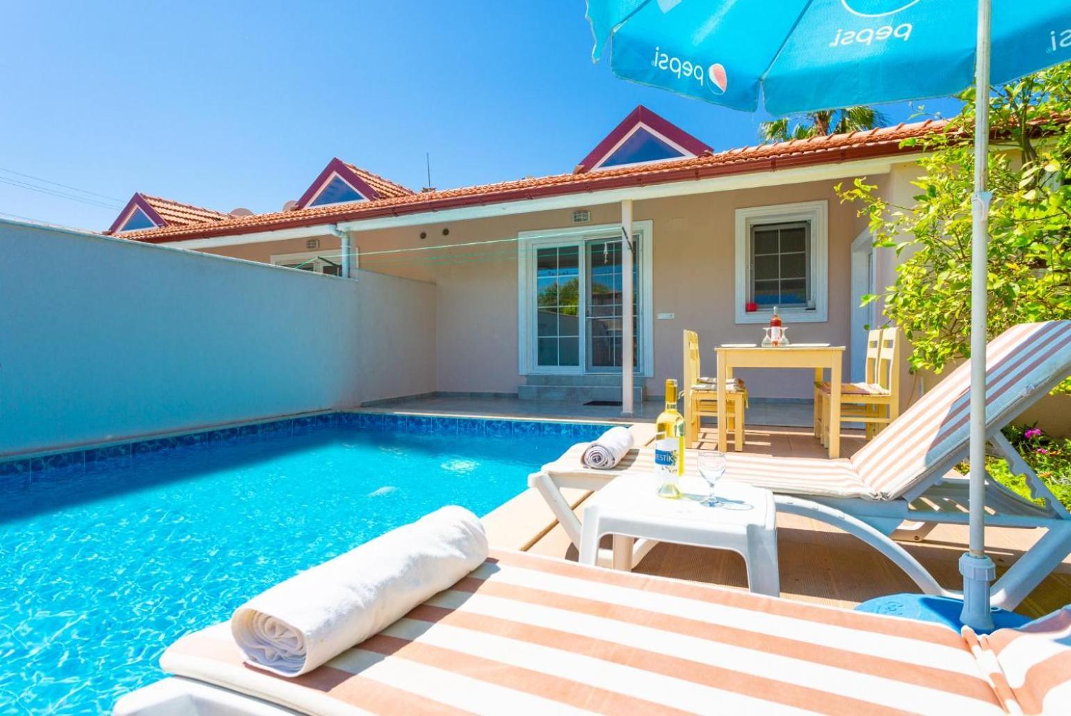 Villa Duman 1 ดาลยัน ภายนอก รูปภาพ